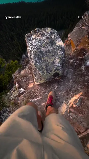 Preview of featured Moraine Lake Instagram story