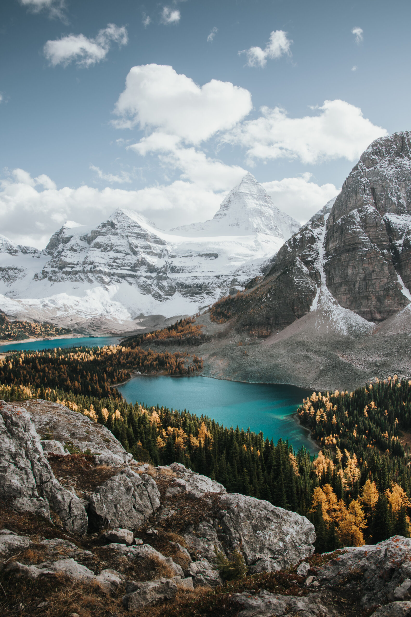 Moraine-Lake-Shuttle-DSC 2106 Edit scaled